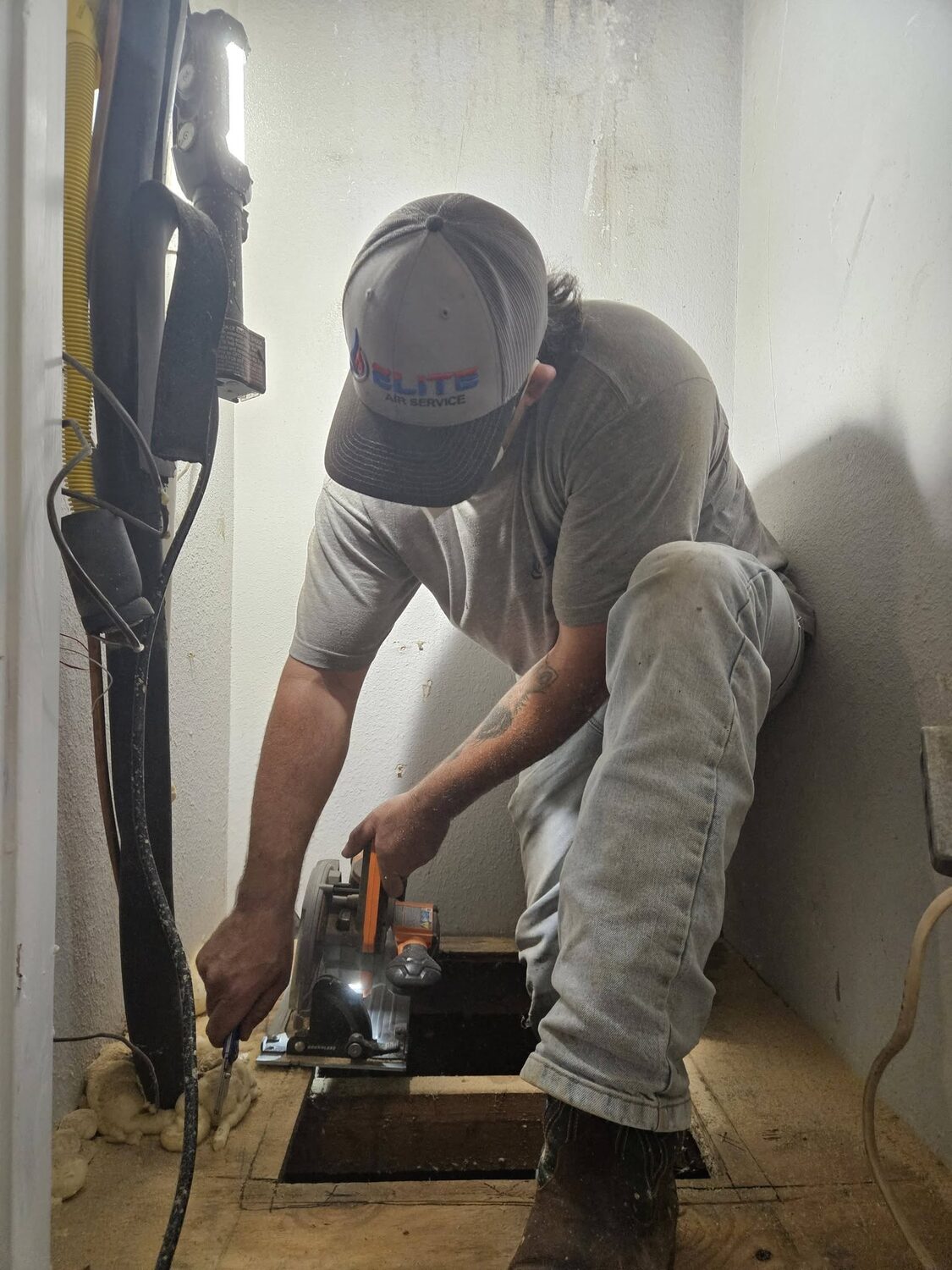 Commercial rooftop HVAC units serviced by Elite Air